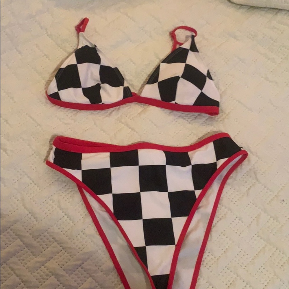 Cute checkered bathing suit set